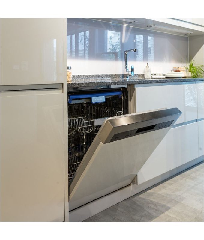 Máy rửa bát Malloca WQP12-J7309K E5