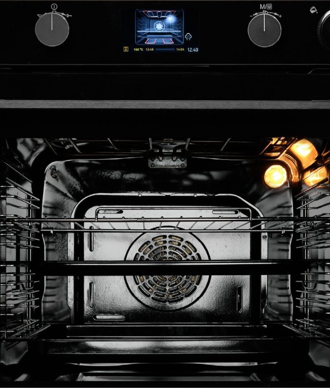 Hình ảnh bên trong lò nướng đa năng Malloca MSO-A75TFT